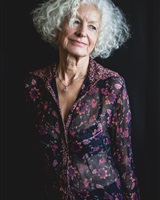 Evelyne Delmer, buste<br />Fred Dorst