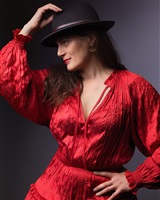 Céline EWAR<br />&copy; Clode Inside