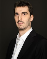 Raphaël Distler Stragier  photo profil neutre<br />Colombe Delons