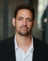 © @ Béatrice Cruveiller