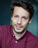 &copy; Olivier Allard