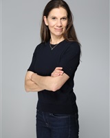 ELSA FABRELLO<br />ELSA GORGELIN