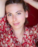 Portrait<br />Lou Salaün Tilly