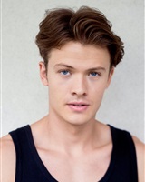 portrait 2025 
&copy; Sara SALAZAR