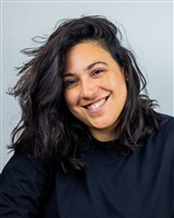 Malu-Monroe-Portrait-Actrice-sourire-chaleureux-naturelle-fraicheur, authenticite, energie lumineuse -Credits Romy Deal.jpg<br />&copy; Romy Deal