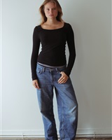 Esther Gajos 
Guillaume Plas