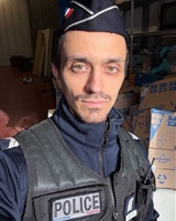 PUB SPLIT EYES<br />