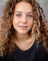 Portrait 2025 
&copy; Marie de Chesse