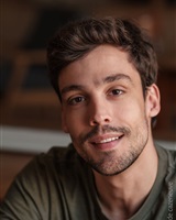 &copy; Mathilde Cazeneuve