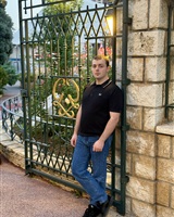 Lauris Audat photo en pied sans barbe<br />Aymeric Vada