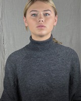 Victoria-Rose Grevesse 
