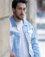 ANTHONY DESAIVRE 
