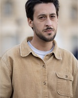 ANTHONY DESAIVRE 

