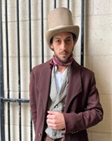 ANTHONY DESAIVRE 
