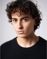 Arthur Gosnat /Studio T7