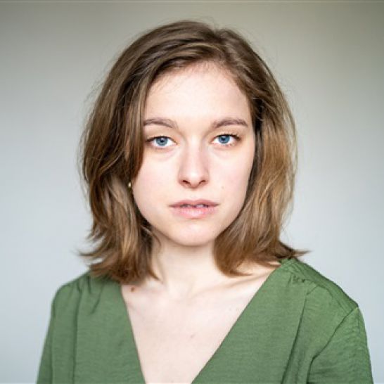 Esther Wahl