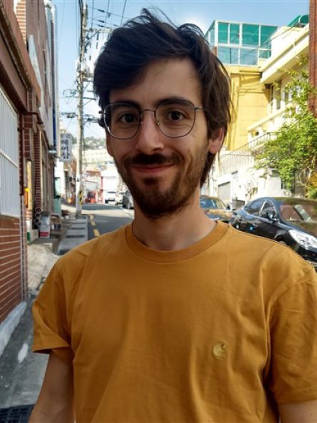 Alt