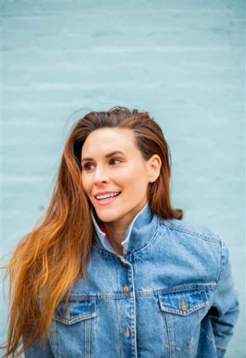 ALICIA WOLF