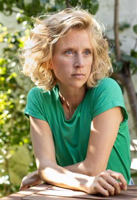 CAROLINE LAMBERT