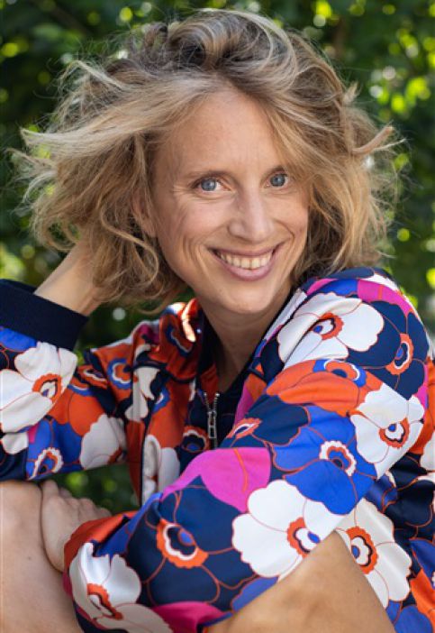 CAROLINE LAMBERT