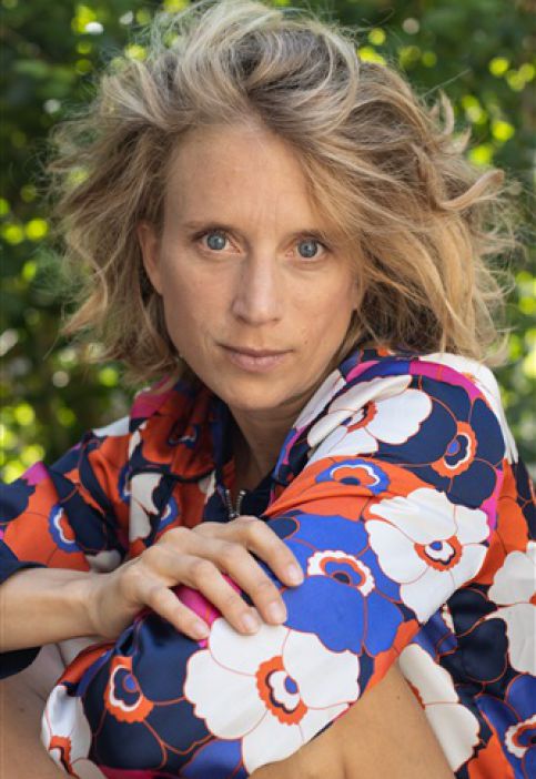 CAROLINE LAMBERT