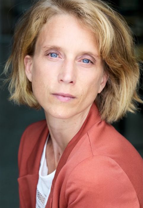 CAROLINE LAMBERT