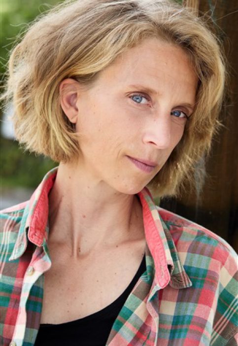 CAROLINE LAMBERT