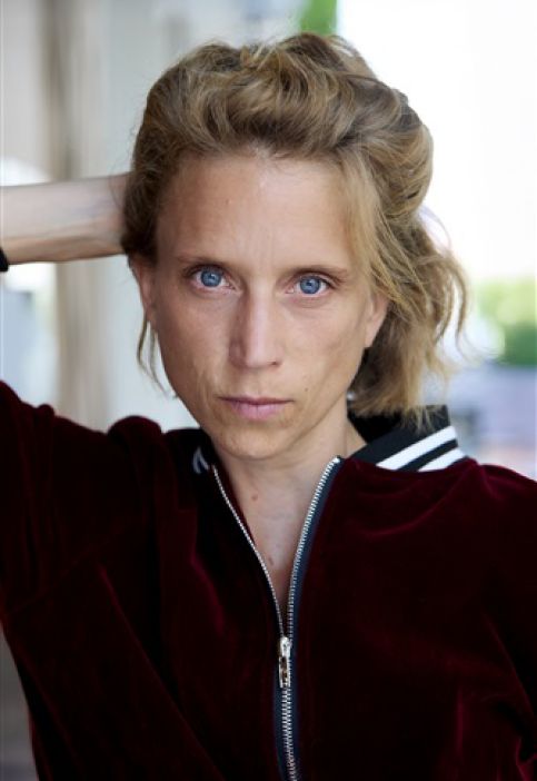 CAROLINE LAMBERT