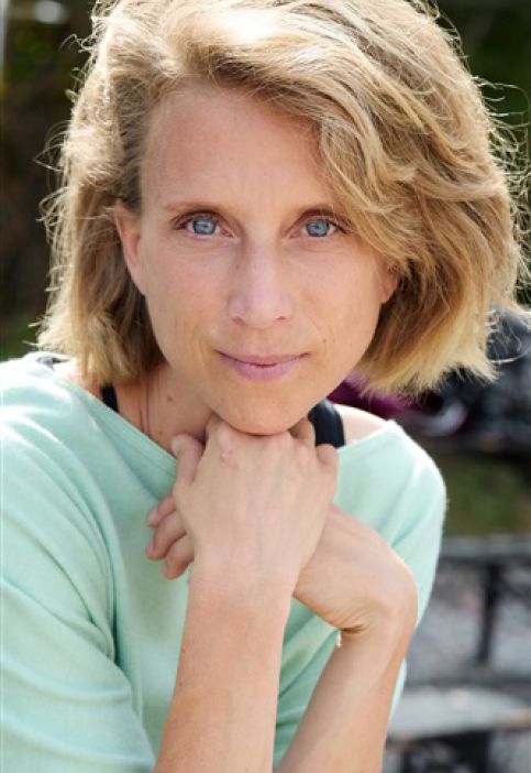 CAROLINE LAMBERT