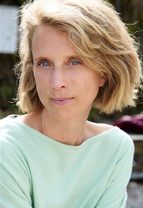 CAROLINE LAMBERT
