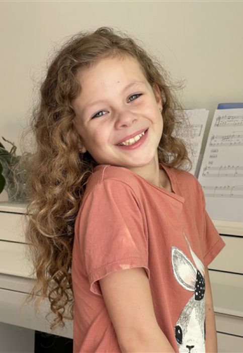 HANNA CREMOIS