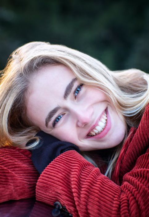 MAÏA BRINGUE