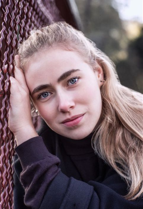 MAÏA BRINGUE