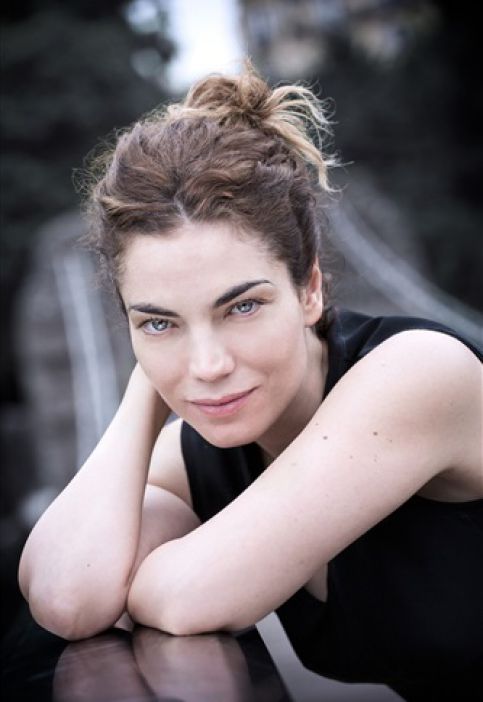 CORALIE REVEL