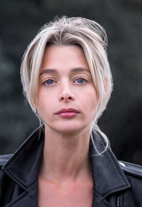 CLAIRE LANG