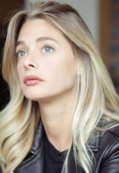 CLAIRE LANG
