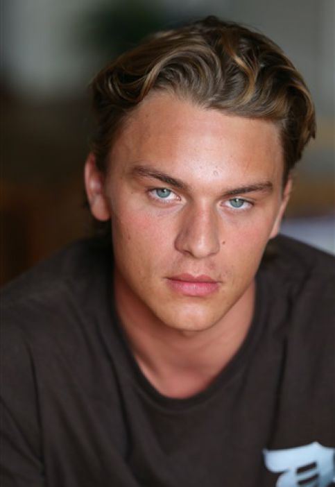 ENZO LORENTE
