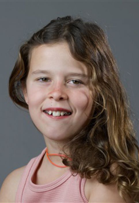 ADELE CARON