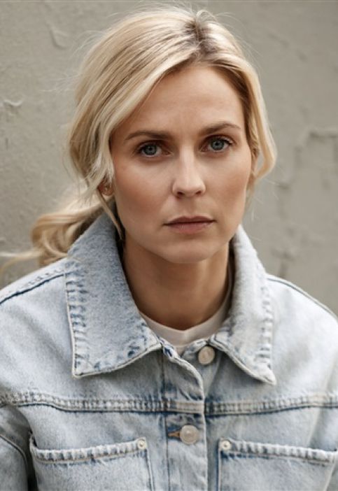 CHARLOTTE BERMOND