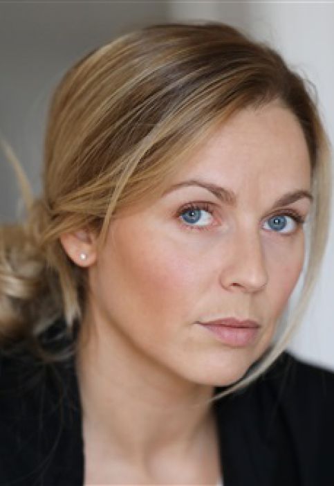 CHARLOTTE BERMOND