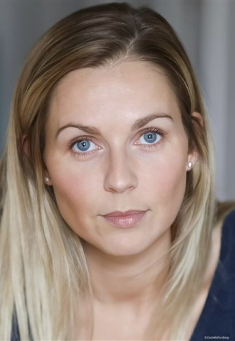 CHARLOTTE BERMOND