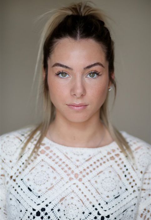 JUSTINE MENORET