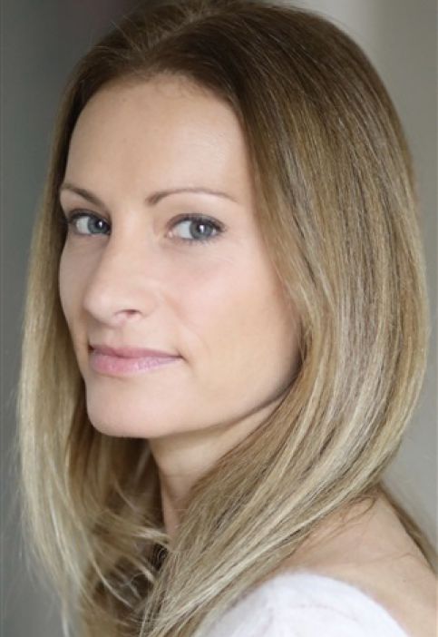 AGNES DEBAINS